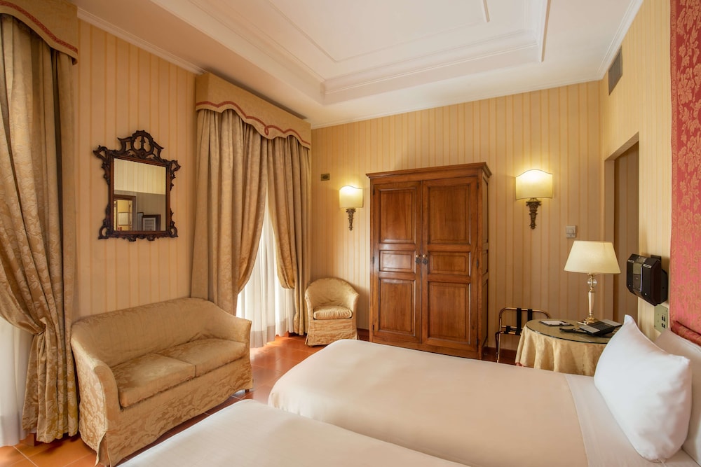 Hotel Canada, BW Premier Collection — Hotel rooms in Rome, Lazio