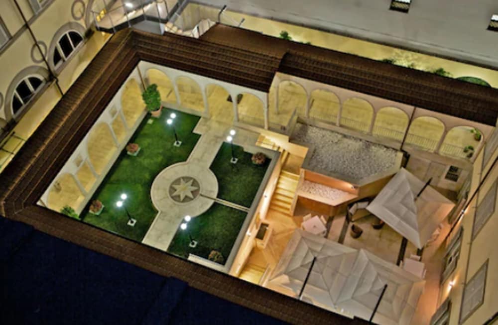 Domus Australia — Hotel rooms in Rome, Lazio