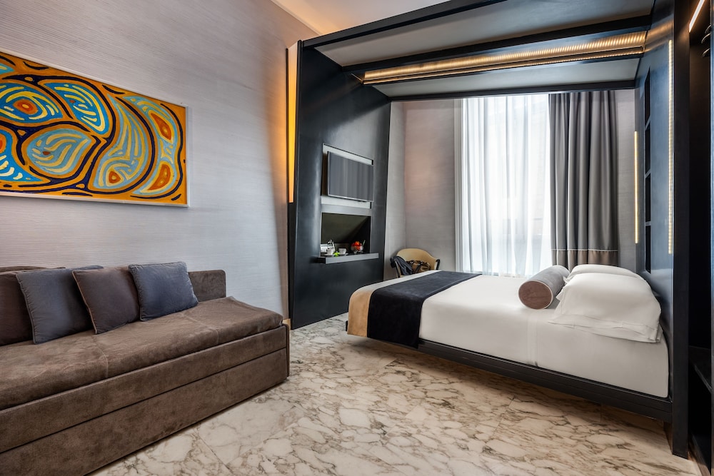 Dharma Luxury Hotel & Spa. — Hotel rooms in Rome, Lazio