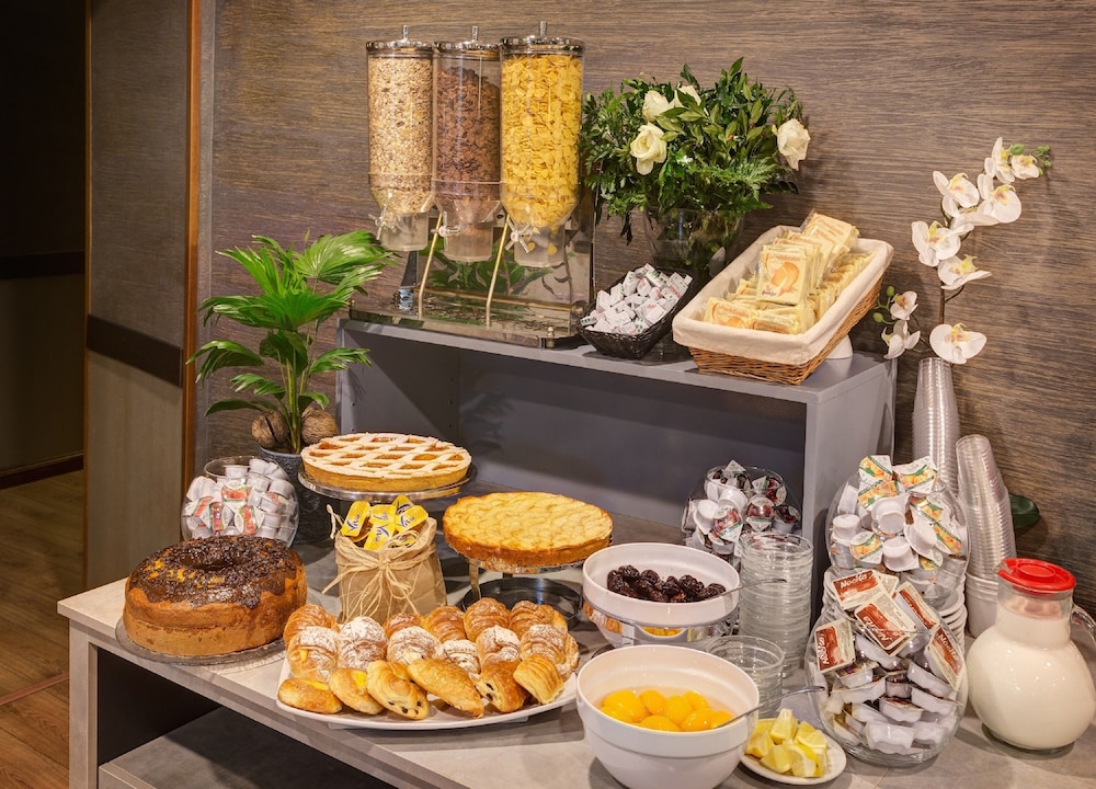 Dharma Luxury Hotel & Spa. — Restaurant & bars in Rome, Lazio