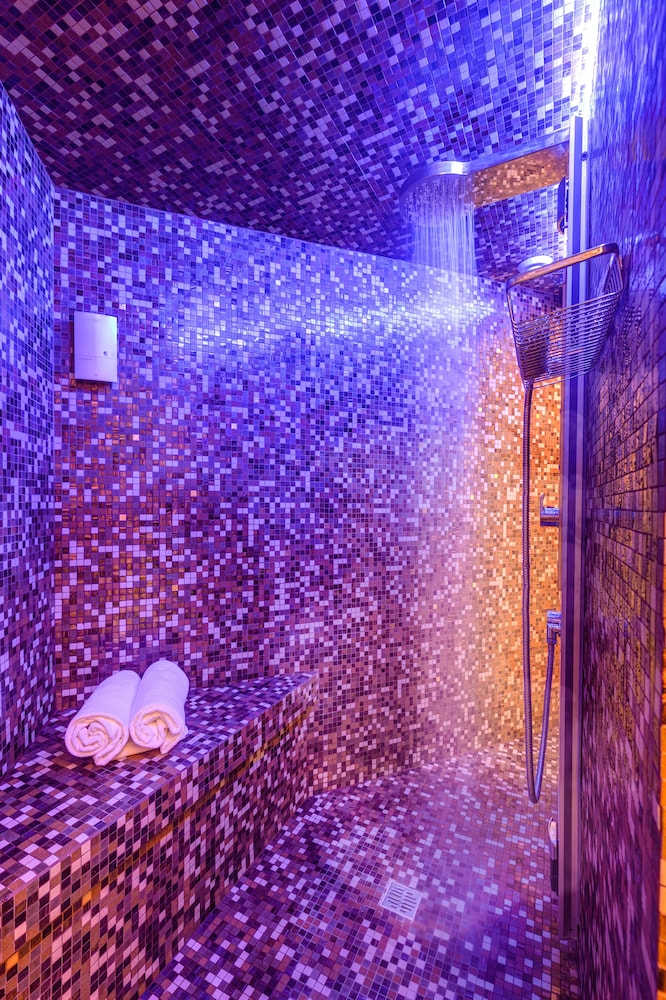 Dharma Luxury Hotel & Spa. — Spa in Rome, Lazio
