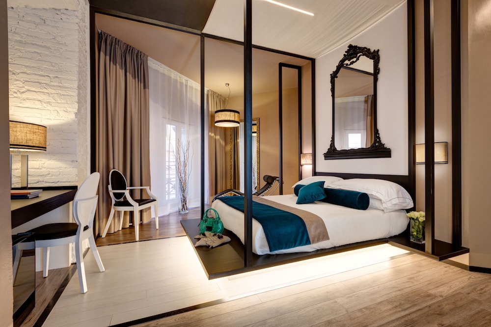 Dharma Luxury Hotel & Spa. — Hotel rooms in Rome, Lazio