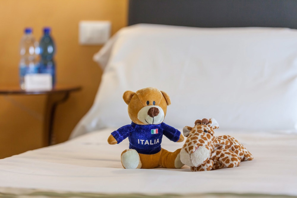 Hotel Regina Giovanna — Hotel rooms in Rome, Lazio