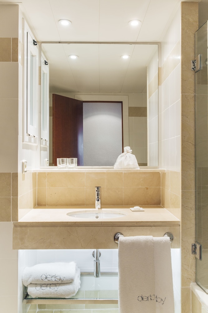 Hotel Derby Barcelona — Hotel rooms in Barcelona, Catalonia