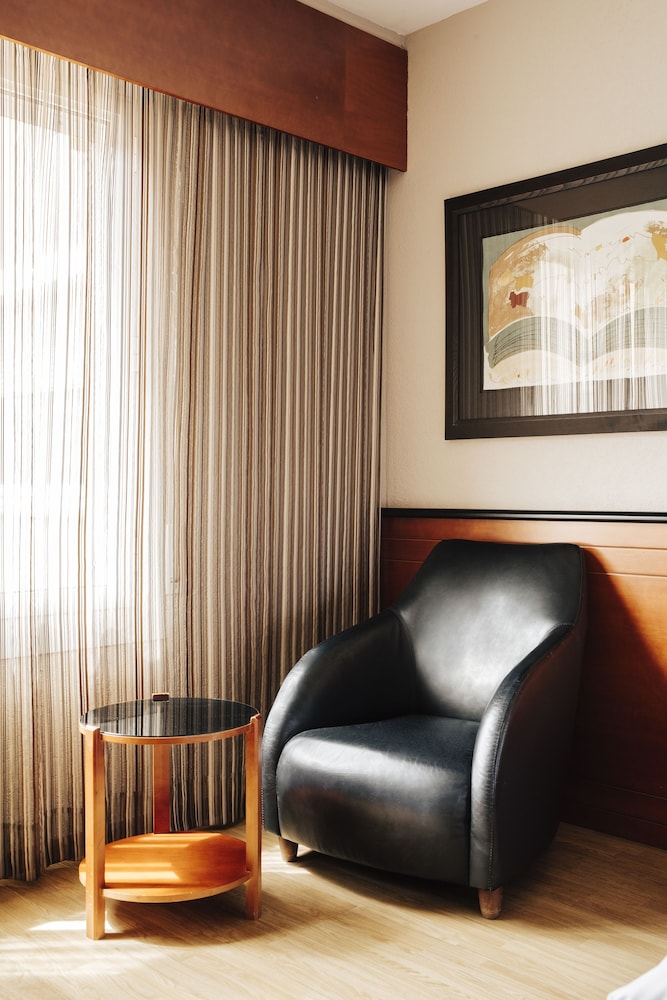 Hotel Derby Barcelona - zdjęcie 5