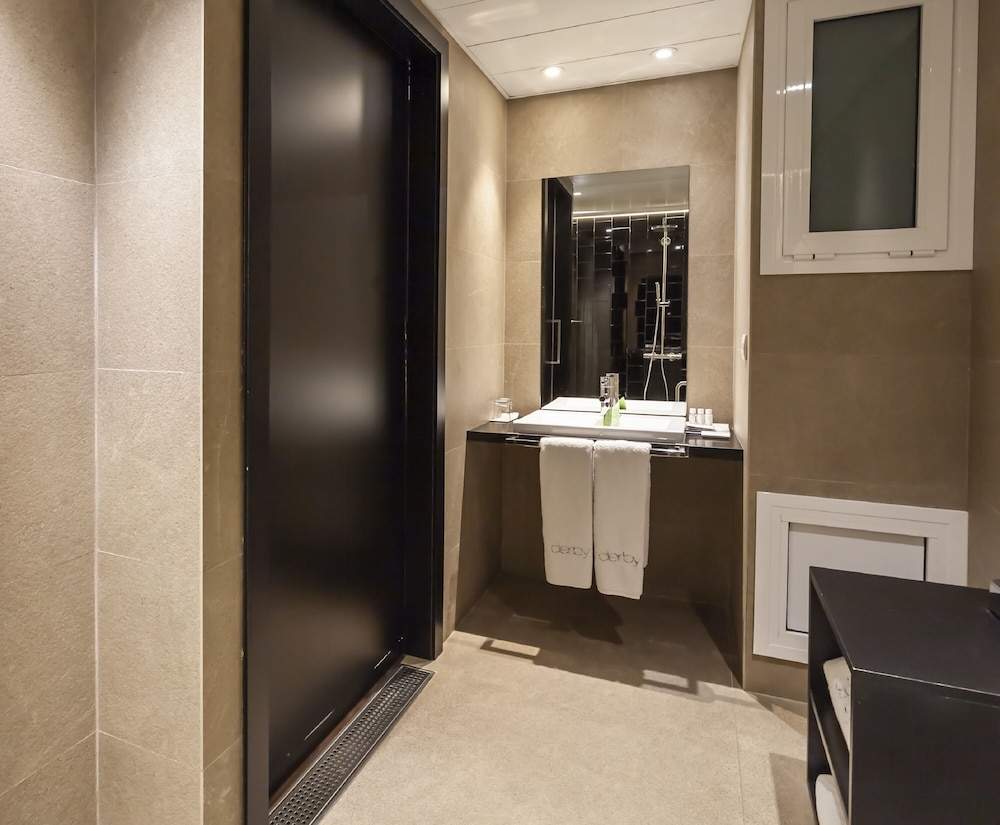 Hotel Derby Barcelona — Hotel rooms in Barcelona, Catalonia
