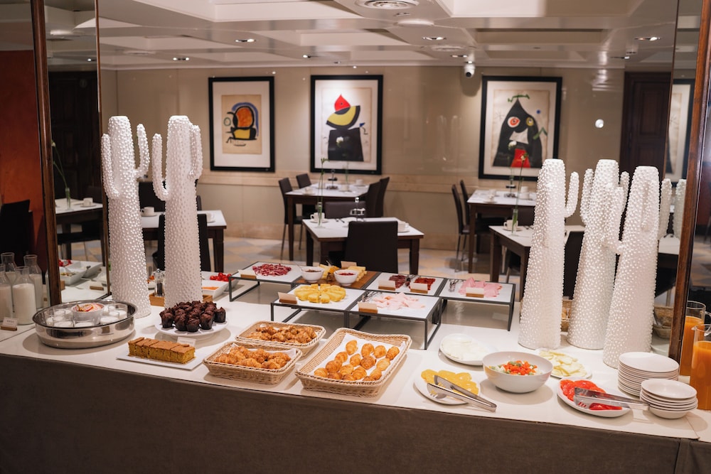 Hotel Derby Barcelona — Restaurant & bars in Barcelona, Catalonia
