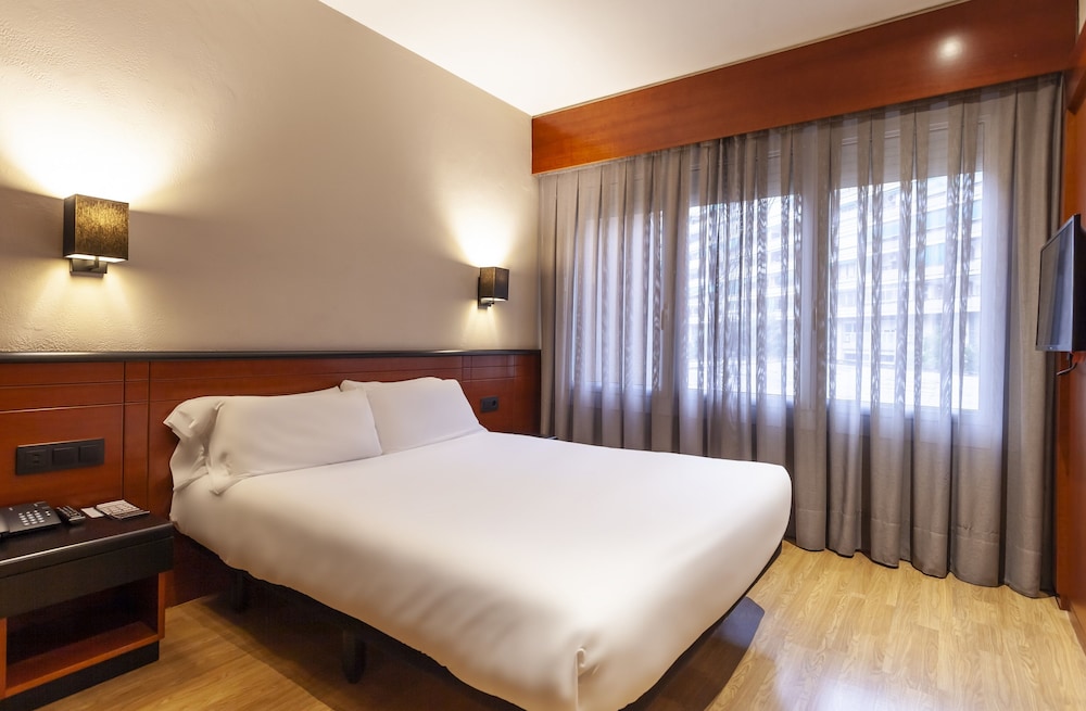 Hotel Derby Barcelona — Hotel rooms in Barcelona, Catalonia