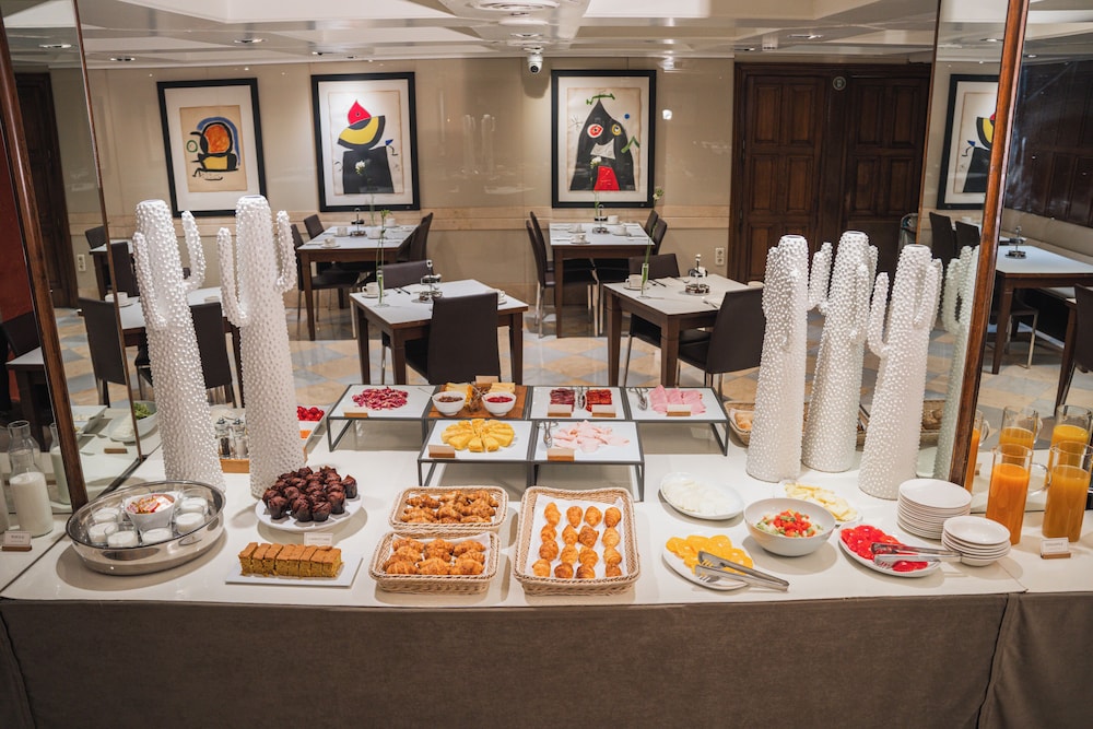 Hotel Derby Barcelona — Restaurant & bars in Barcelona, Catalonia