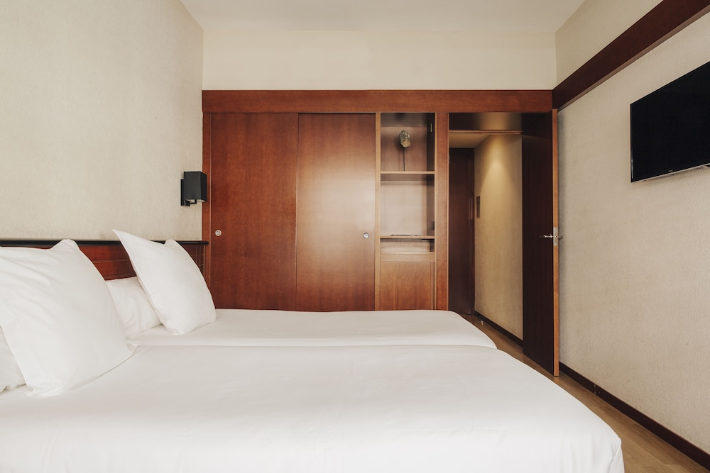 Hotel Derby Barcelona — Hotel rooms in Barcelona, Catalonia
