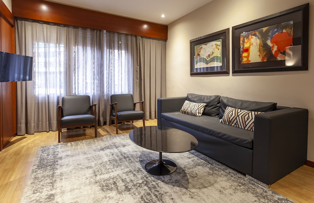 Hotel Derby Barcelona — Hotel rooms in Barcelona, Catalonia