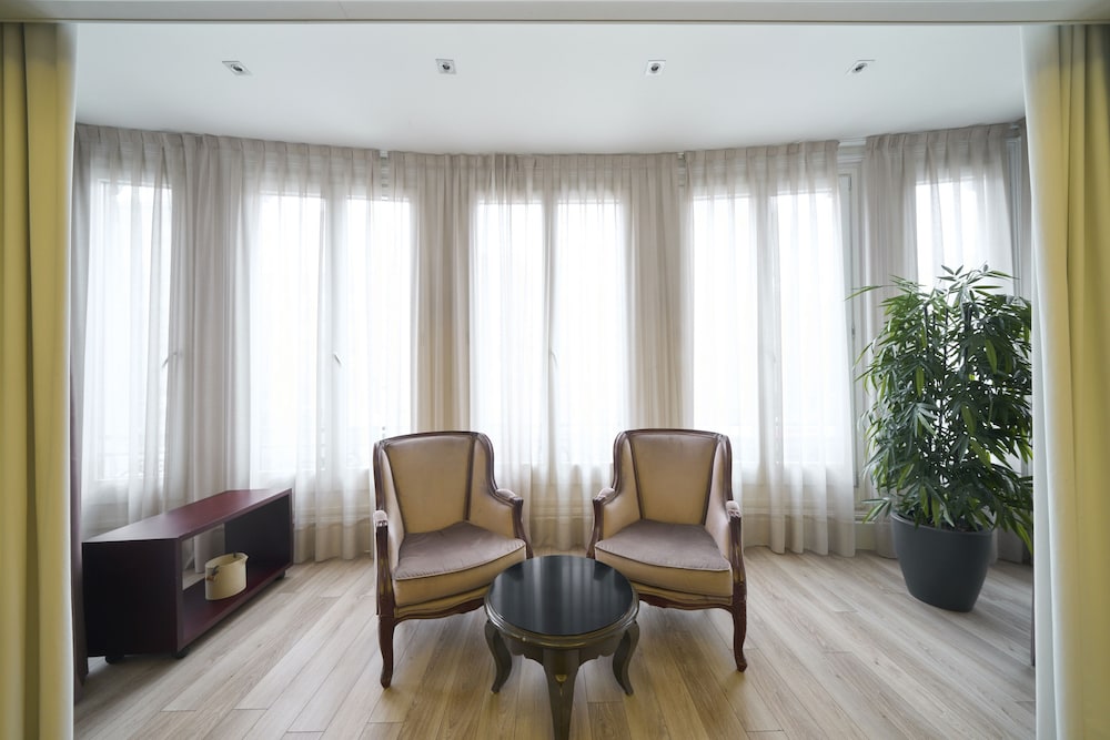 Catalonia Passeig de Gràcia — Hotel rooms in Barcelona, Catalonia