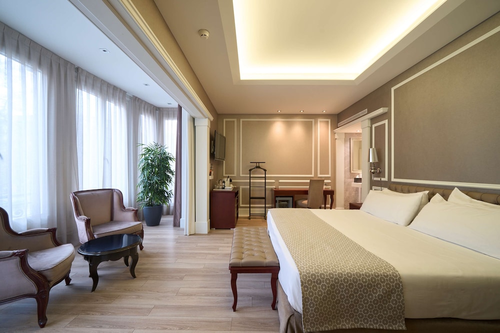 Catalonia Passeig de Gràcia — Hotel rooms in Barcelona, Catalonia