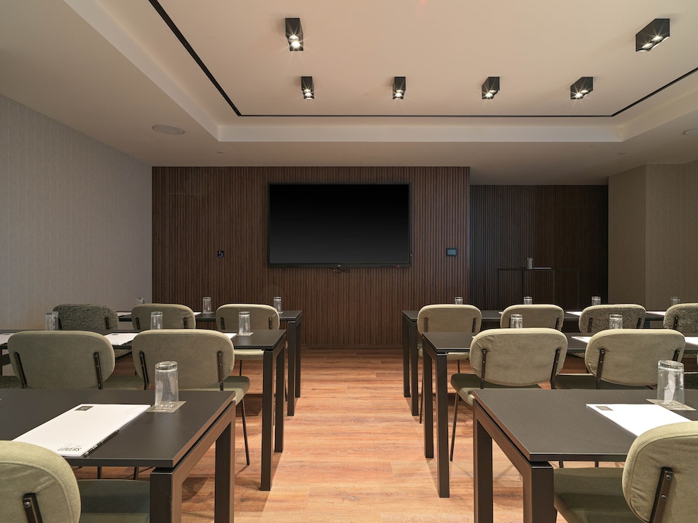 NYX Hotel Limassol — Hotel building in Limassol, Limassol Region