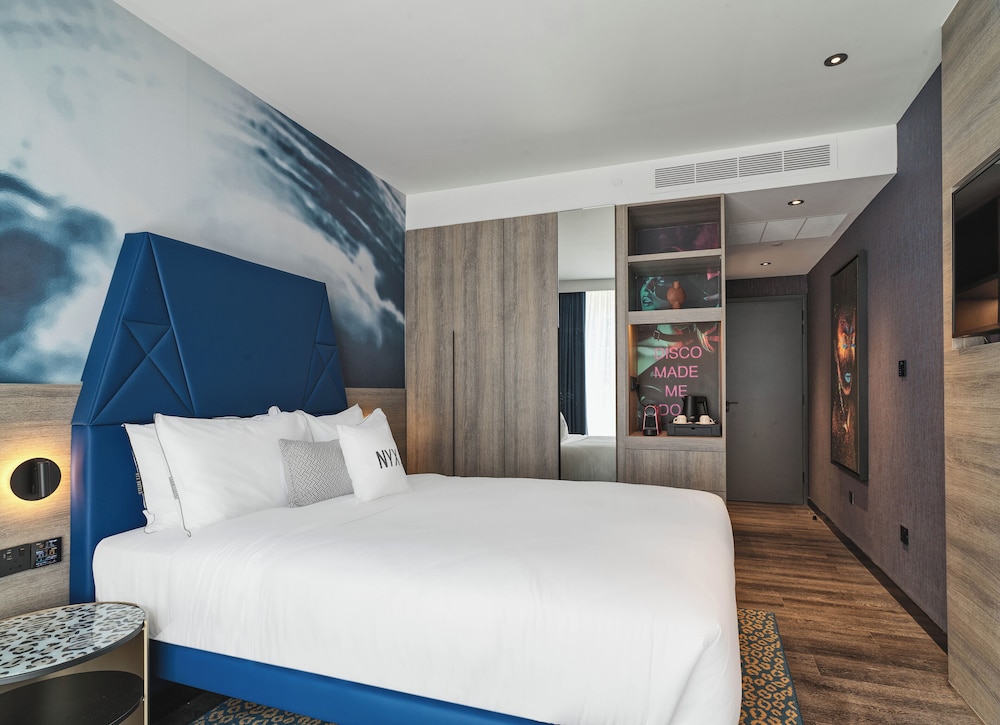 NYX Hotel Limassol — Hotel rooms in Limassol, Limassol Region