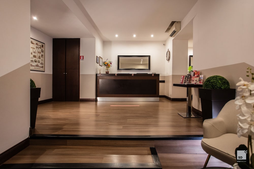 Hotel Boutique Nazionale — Hotel building in Rome, Lazio