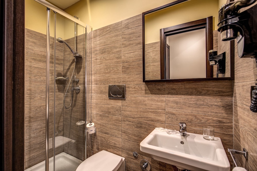 Hotel Boutique Nazionale — Hotel rooms in Rome, Lazio