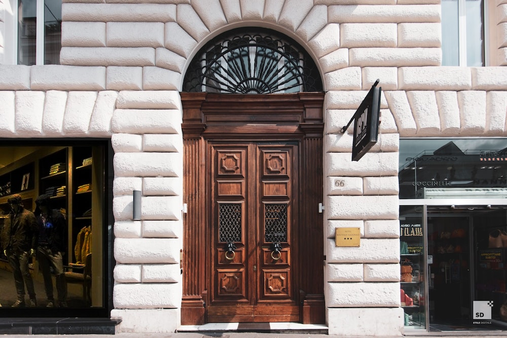 Hotel Boutique Nazionale — Hotel building in Rome, Lazio