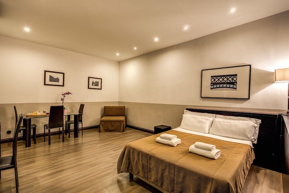 Hotel Boutique Nazionale — Hotel rooms in Rome, Lazio