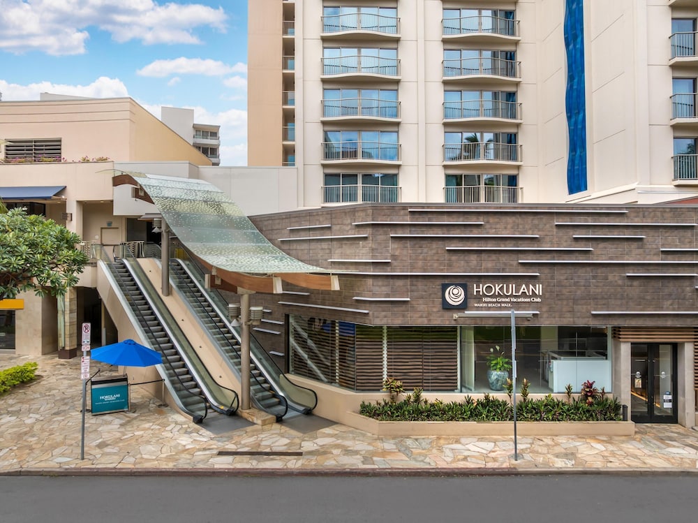Hilton Grand Vacations Club Hokulani Waikiki Honolulu — Hotel building in Honolulu, Hawaii