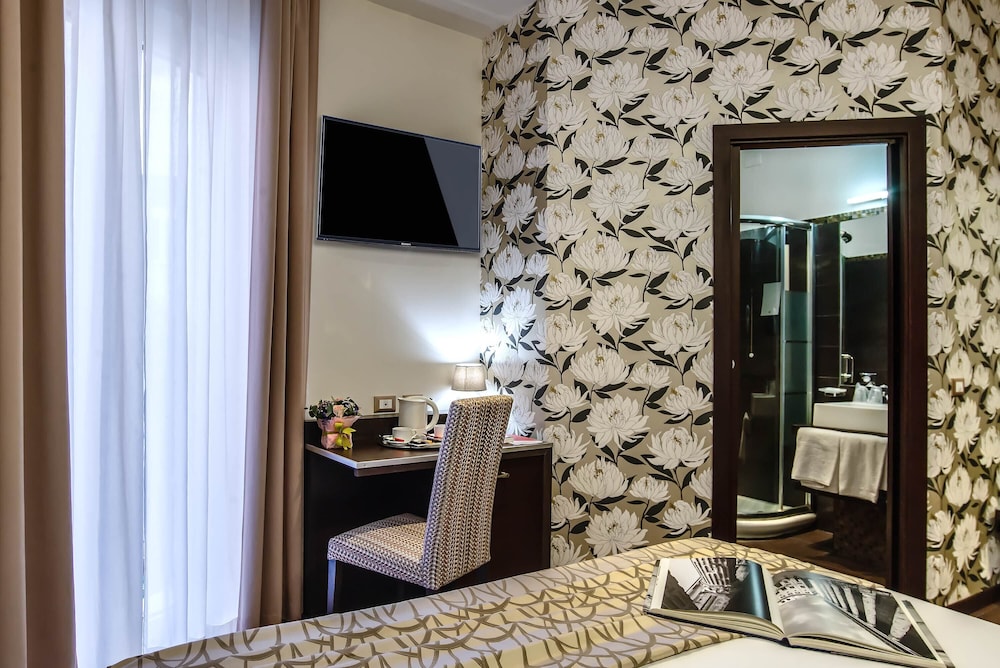 Infinity Hotel San Pietro — Hotel rooms in Rome, Lazio