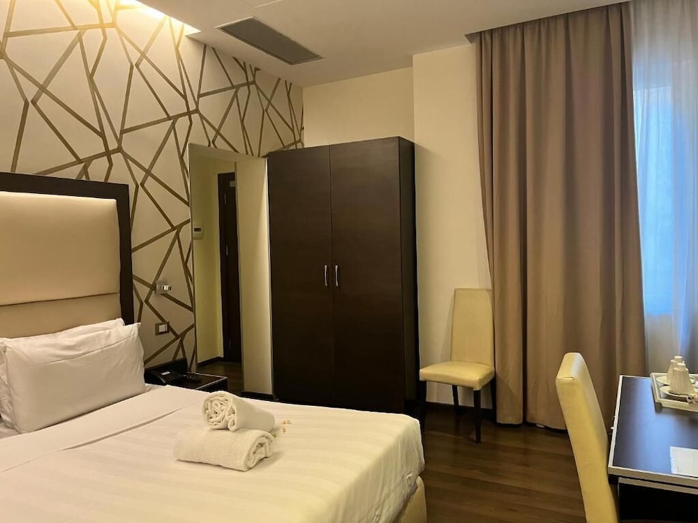 Infinity Hotel San Pietro — Hotel rooms in Rome, Lazio