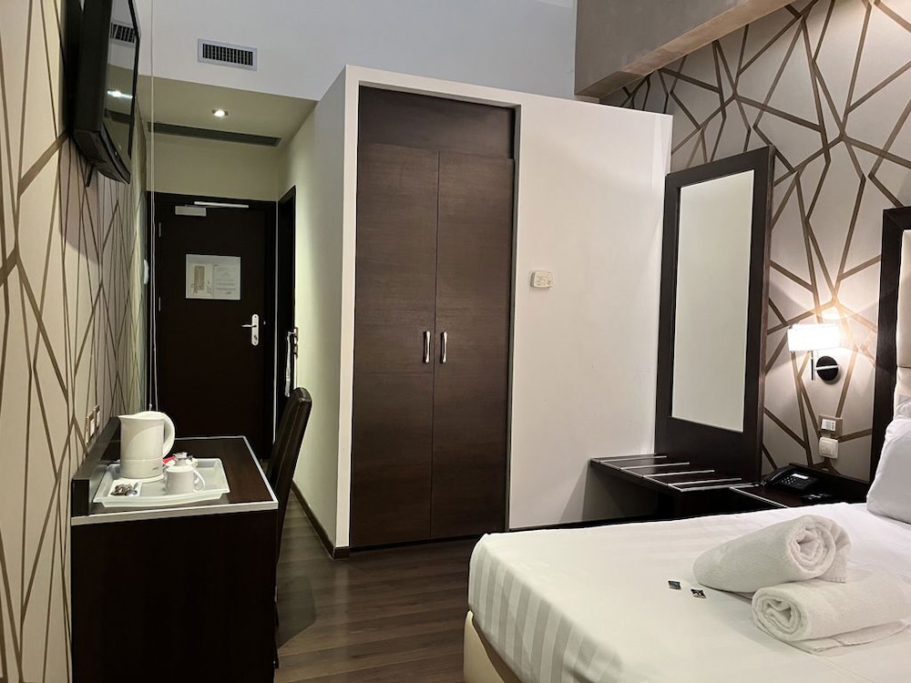 Infinity Hotel San Pietro — Hotel rooms in Rome, Lazio
