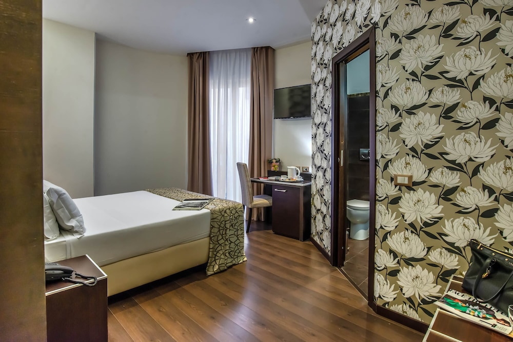 Infinity Hotel San Pietro — Hotel rooms in Rome, Lazio