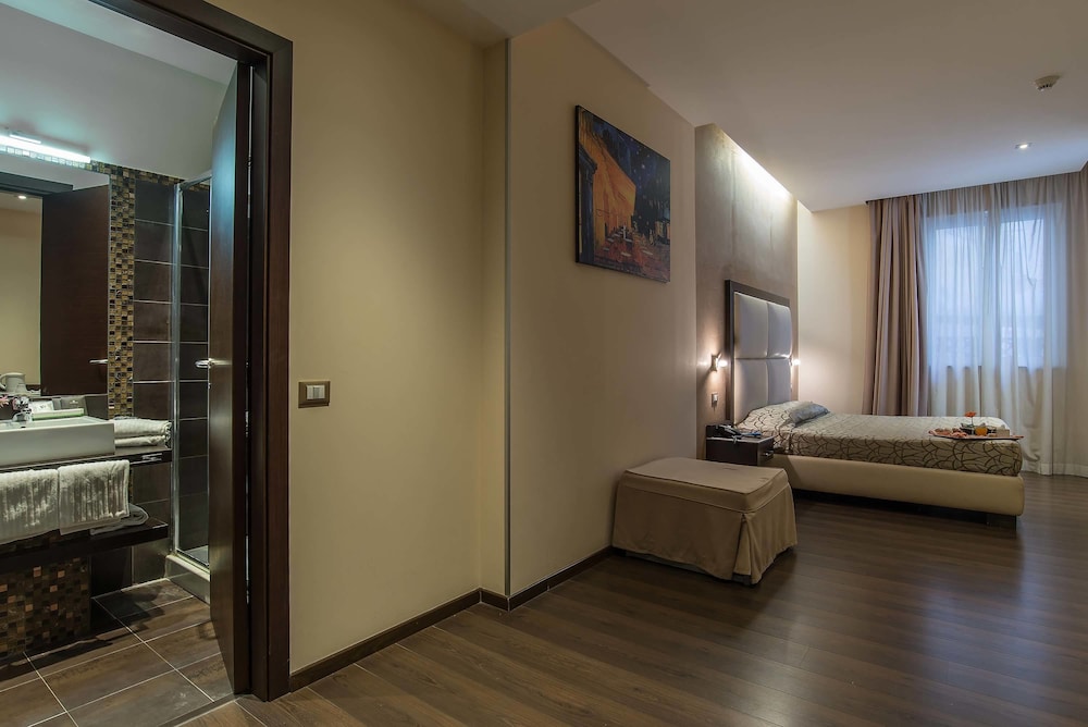 Infinity Hotel San Pietro — Hotel rooms in Rome, Lazio