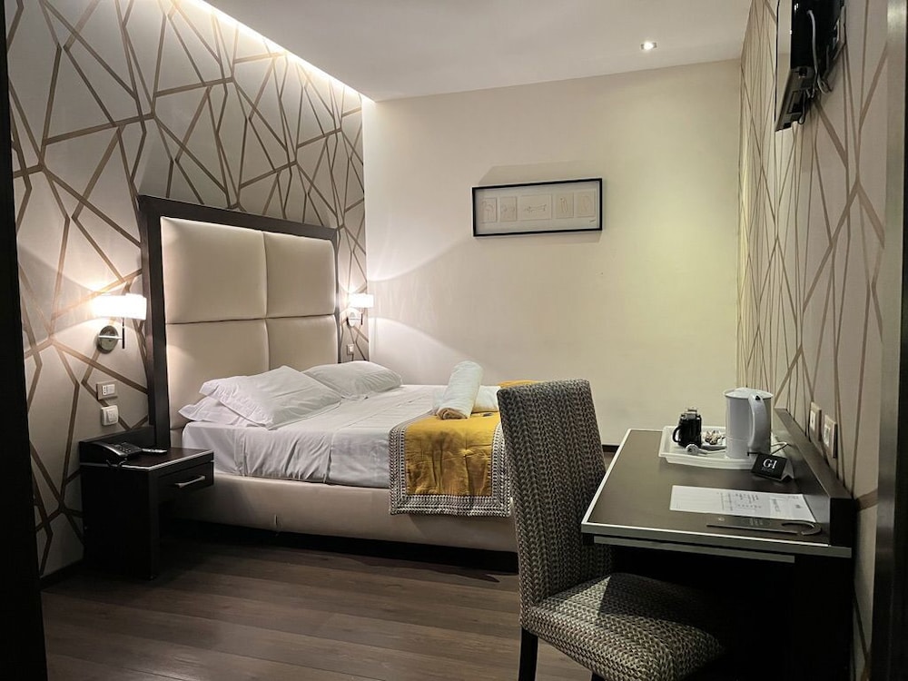 Infinity Hotel San Pietro — Hotel rooms in Rome, Lazio