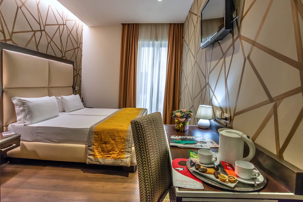 Infinity Hotel San Pietro — Hotel rooms in Rome, Lazio
