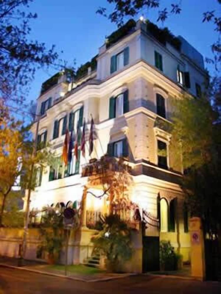 Hotel Farnese - zdjęcie 2