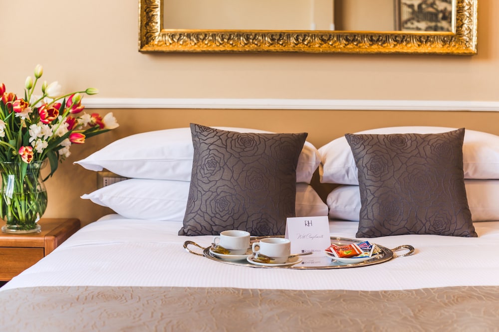 Raeli Hotel Lux — Hotel rooms in Rome, Lazio