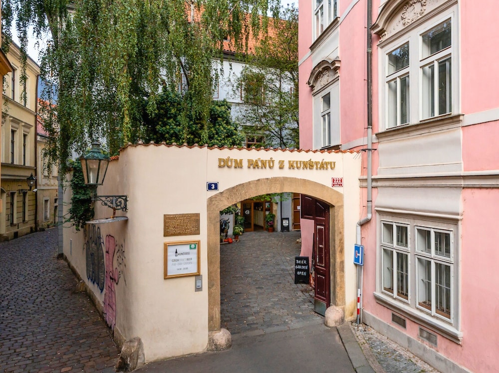 3 Epoques Apartments by Adrez Living — Attractions in the area in Prague, Prague