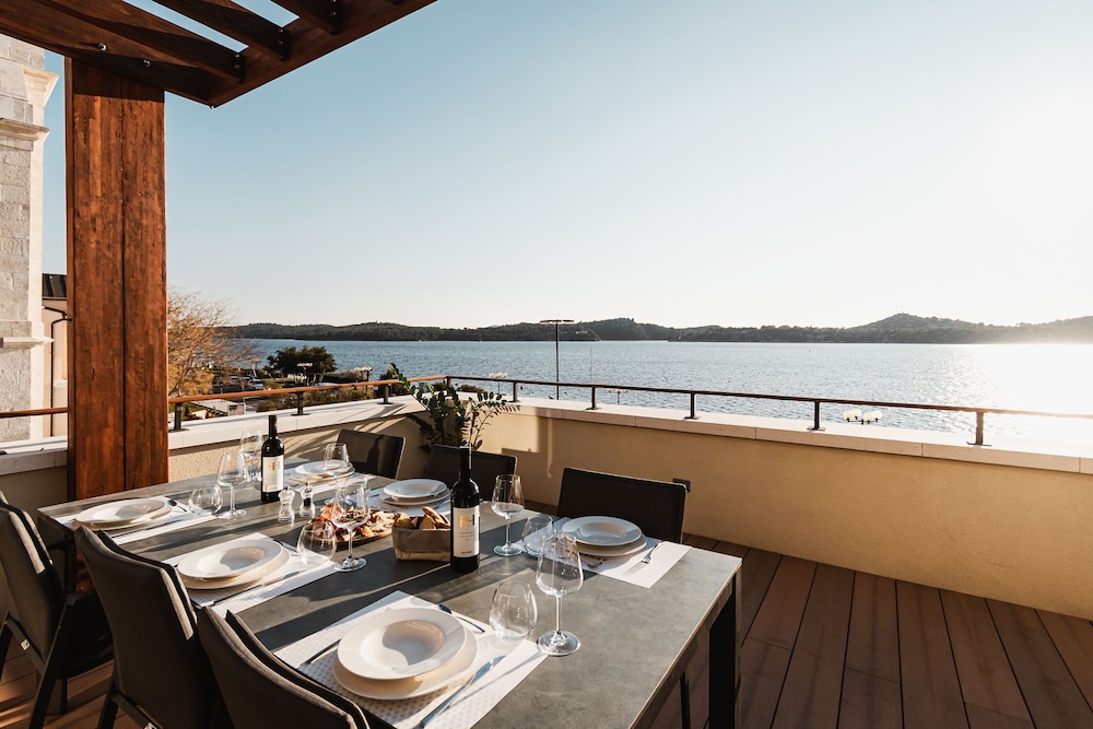 Armerun Heritage Hotel — Restaurant & bars in Šibenik, Šibenik-Knin