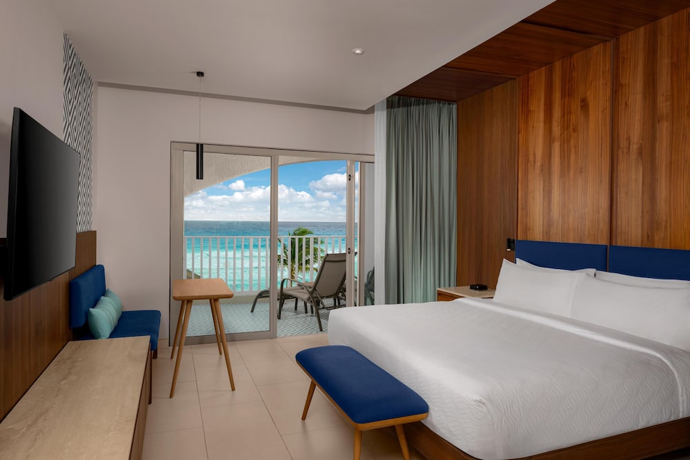 Hilton Cancun Mar Caribe All-Inclusive Resort — Hotel rooms in Cancun, Quintana Roo