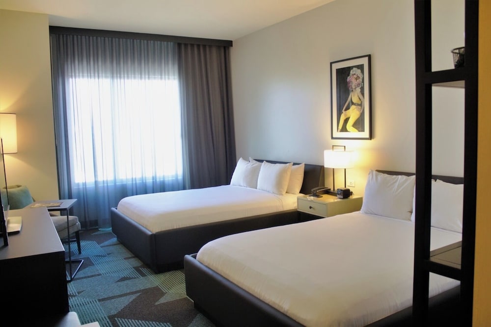 Downtown Grand Las Vegas — Hotel rooms in Las Vegas, Nevada