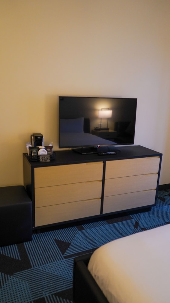 Downtown Grand Las Vegas — Hotel rooms in Las Vegas, Nevada