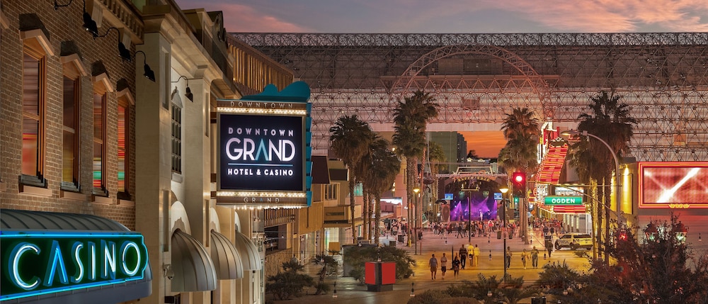 Downtown Grand Las Vegas — Hotel building in Las Vegas, Nevada