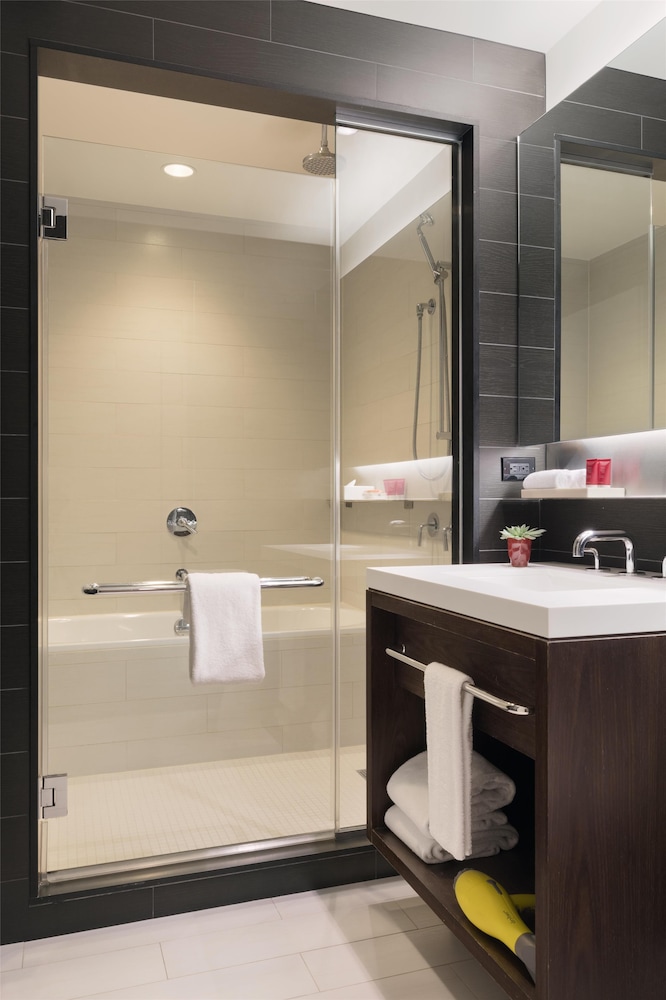Hyatt Centric Times Square New York — Hotel rooms in New York City, New York State