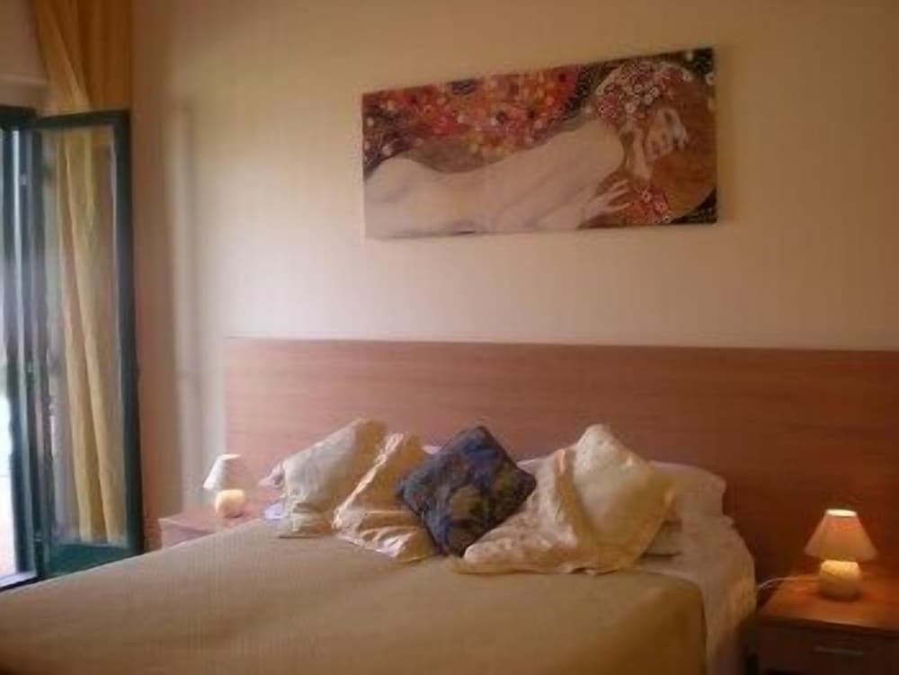 Villaggio Artemide — Hotel rooms in Giardini Naxos, Sicily