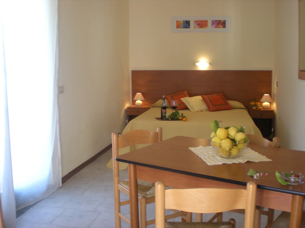 Villaggio Artemide — Hotel rooms in Giardini Naxos, Sicily