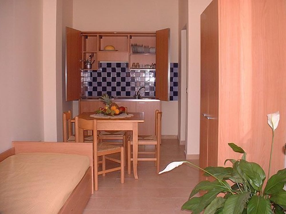 Villaggio Artemide — Hotel rooms in Giardini Naxos, Sicily