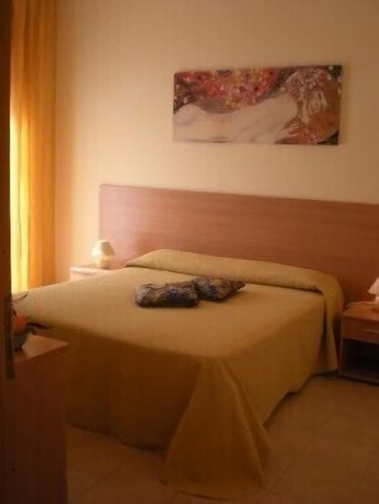 Villaggio Artemide — Hotel rooms in Giardini Naxos, Sicily