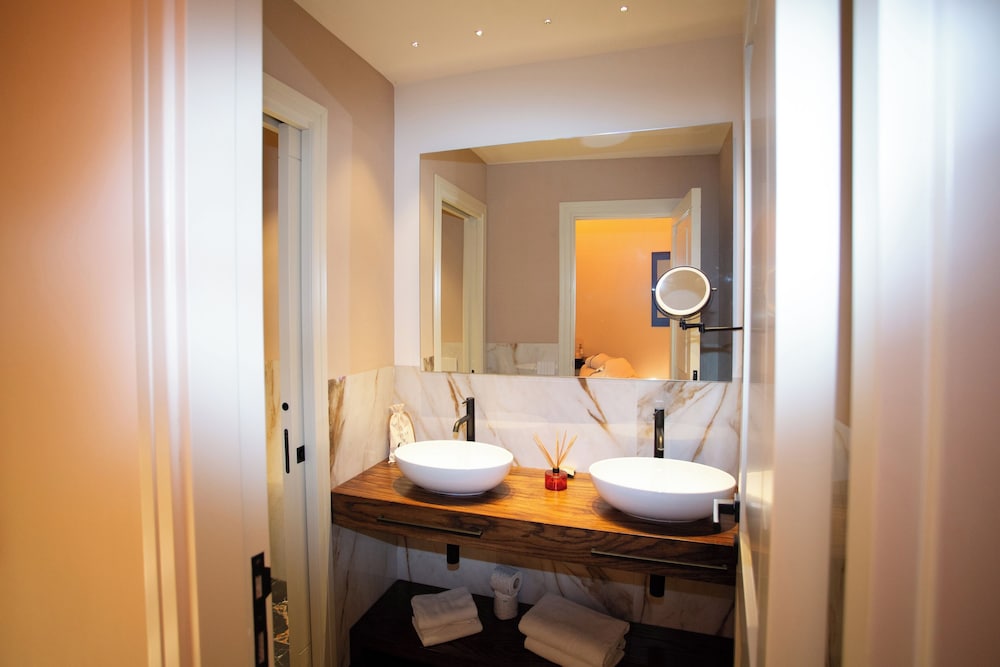Profumo Maison Colosseo — Hotel rooms in Rome, Lazio