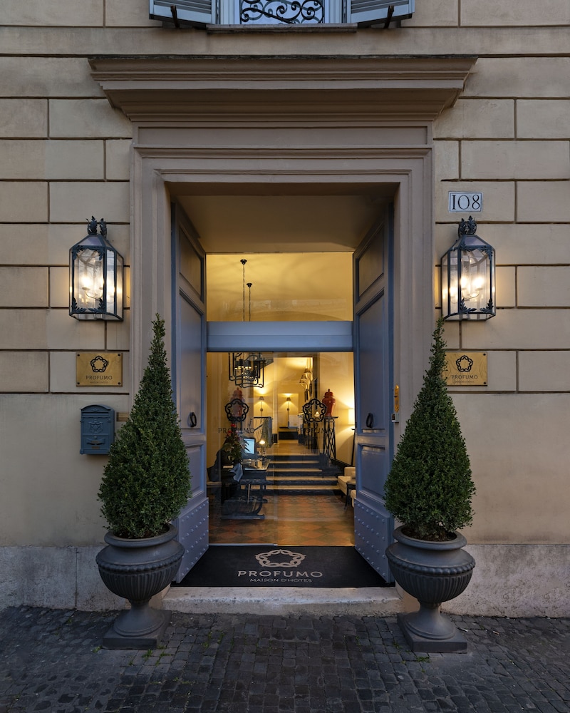 Profumo Maison Colosseo — Hotel building in Rome, Lazio