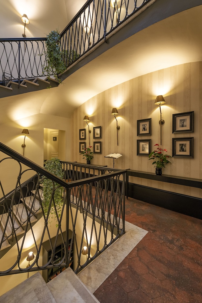 Profumo Maison Colosseo — Hotel building in Rome, Lazio