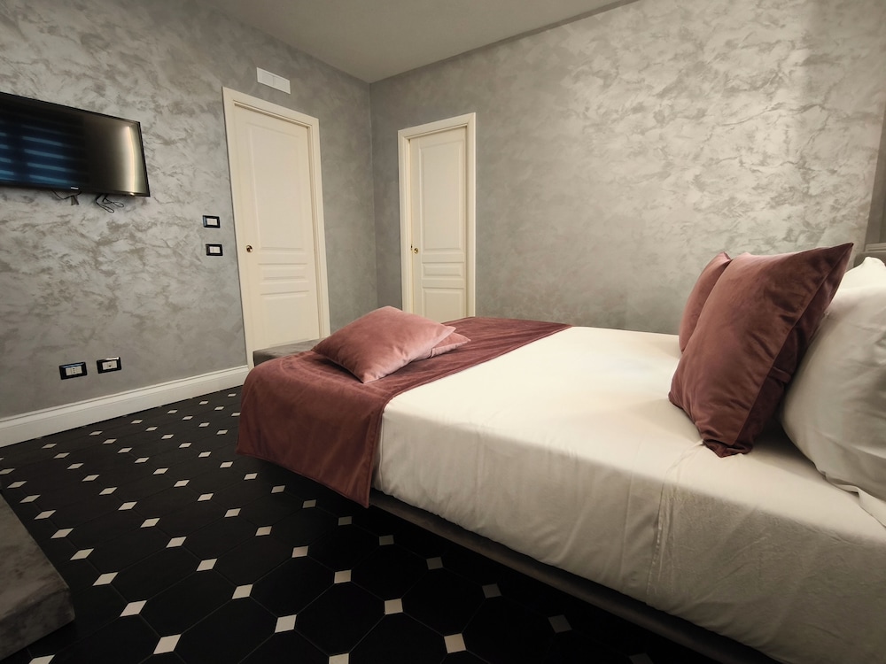 Profumo Maison Colosseo — Hotel rooms in Rome, Lazio