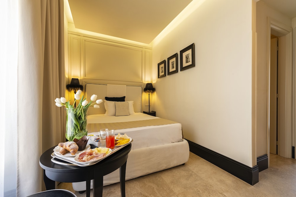 Profumo Maison Colosseo — Hotel rooms in Rome, Lazio