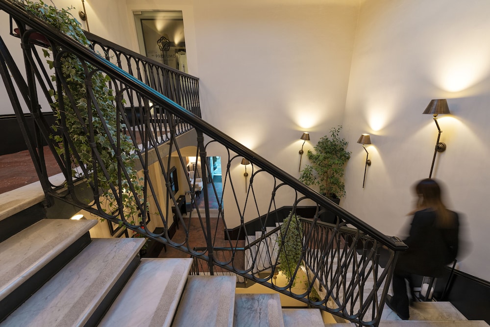 Profumo Maison Colosseo — Hotel building in Rome, Lazio
